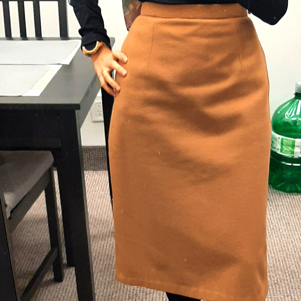 SOLD : Tan Skirt XS vintage